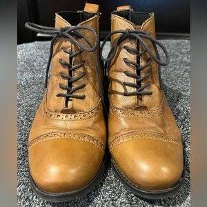 COPY - Aldo Tan size 8 Lace up Booties